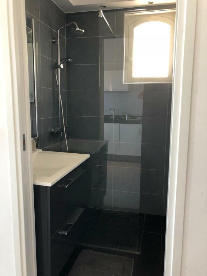 Appartement 4 Personnes Vue Mer Remparts Antibes Exterior photo