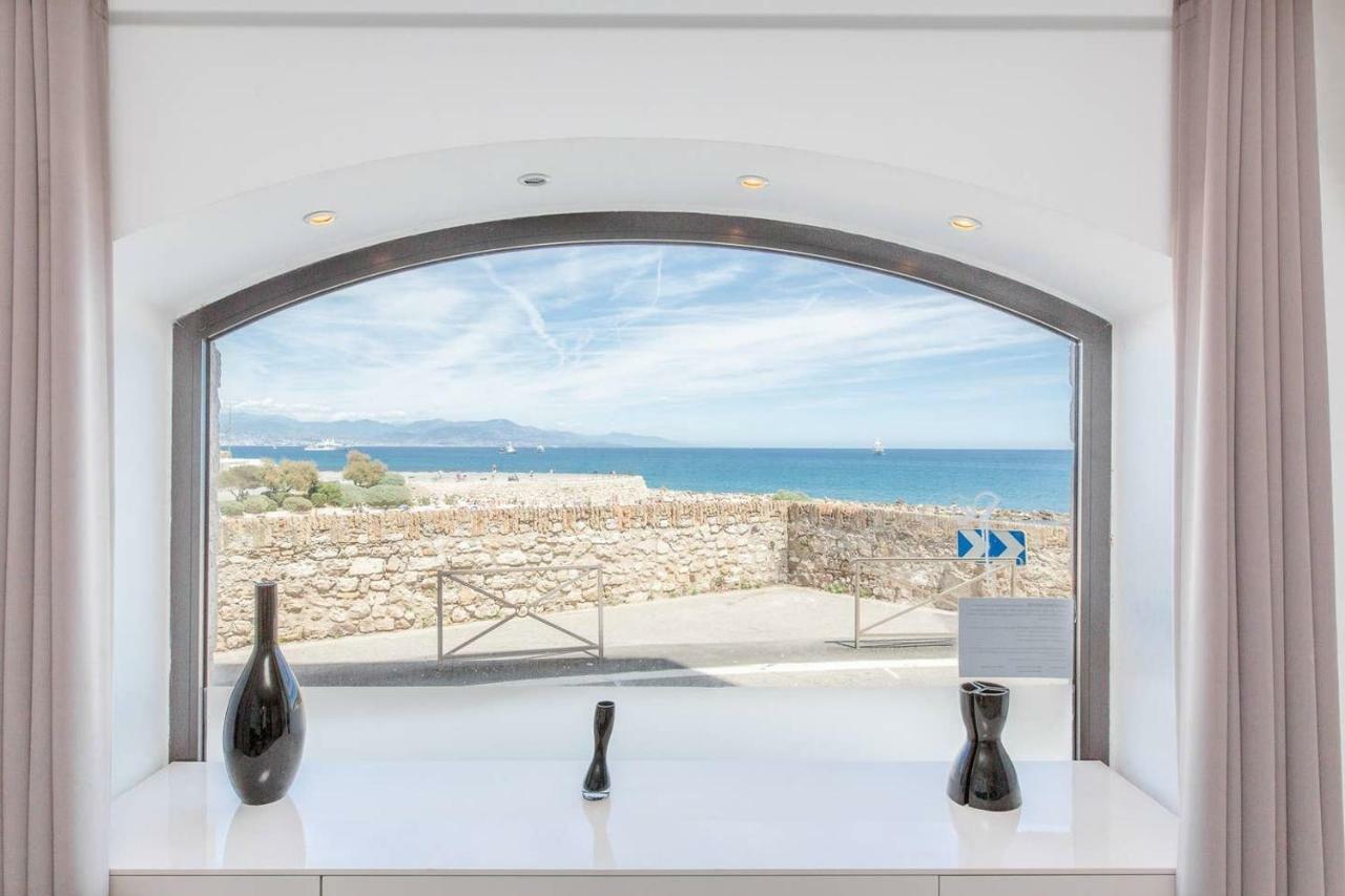 Appartement 4 Personnes Vue Mer Remparts Antibes Exterior photo